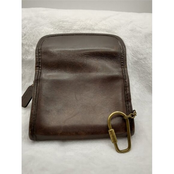 Vintage Coach Brown Leather Keychain Wallet with Zipper Closure & Brass Carabine - Picture 2 of 13